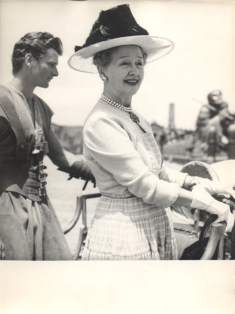 Hedda Hopper