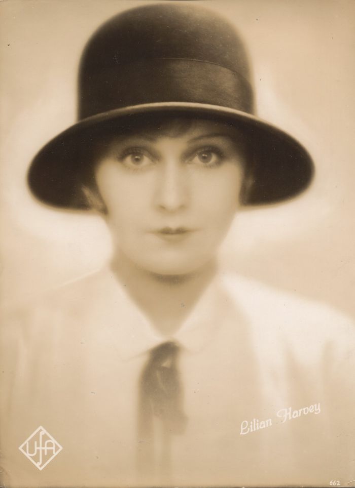 René Hubert - Biografie 1933-1934