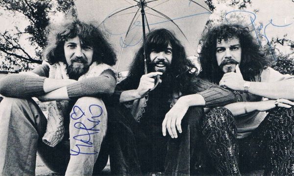  Minstrels